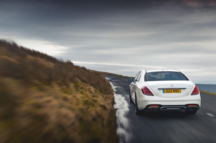  Mercedes-AMG S63 4Matic+ Lang (V222) 2017 года  (UK) (фото 21 из 40)